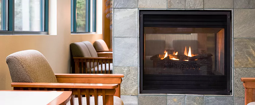 Smoky Effect Electric Fireplace Logs in Levis, Quebec